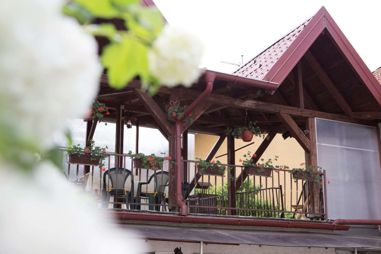 Apartman Antea Otocac Exterior photo